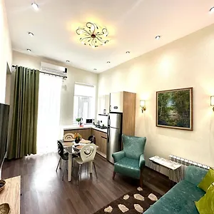 https://stylish-urban-apt-at-the-center.aboutbakuhotels.com